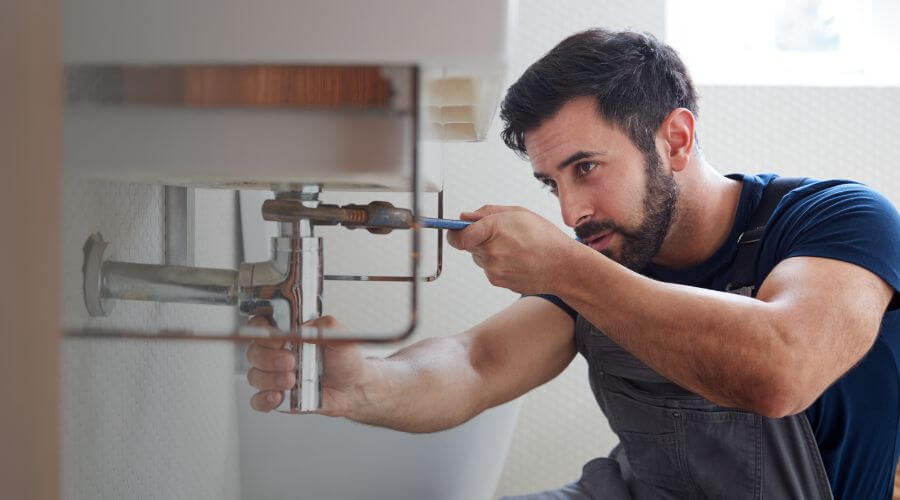 Professional water heater installation services in Valmeyer, IL